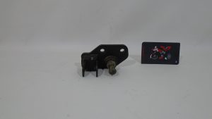 SOPORTE ESTRIBO DELANTERO IZQUIERDO SUZUKI V-STROM 650 04-07